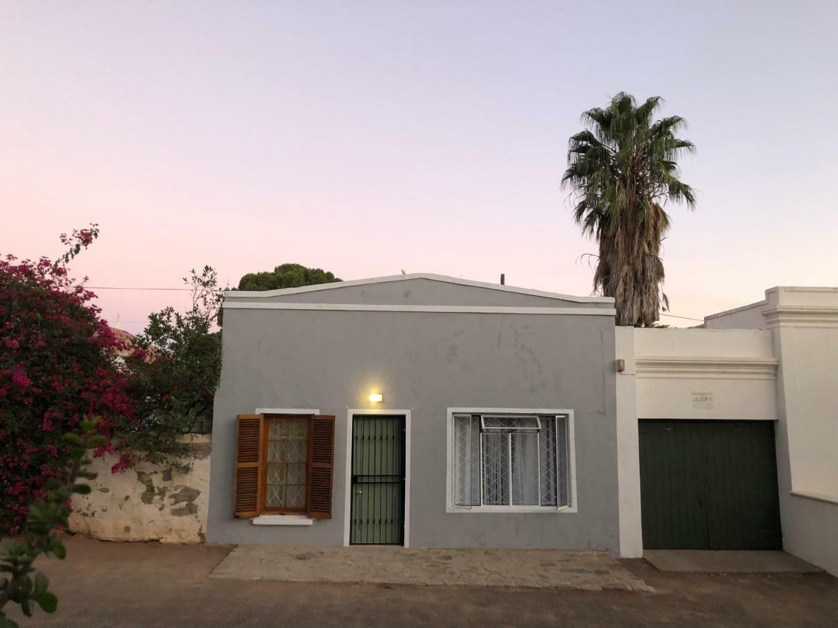 Toerboer Cottages Graaff-Reinet Buitenkant foto